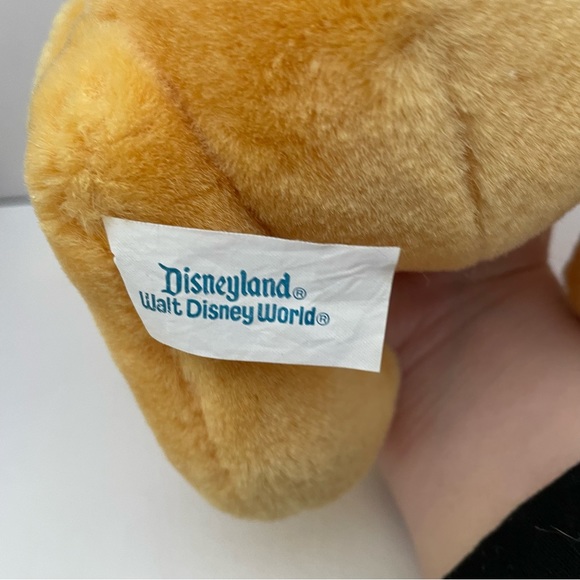 Vintage Winnie, the Pooh stuffed animal - Picture 4 of 9